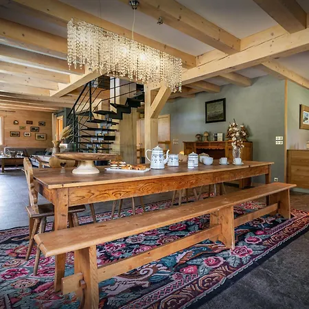 Ibusta - Ovo Network Chalet *